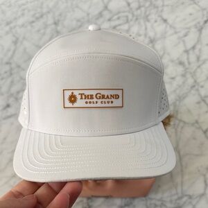 Melin Trenches Icon White Hat The Grand Golf Club Patch Sz 58 CM Classic